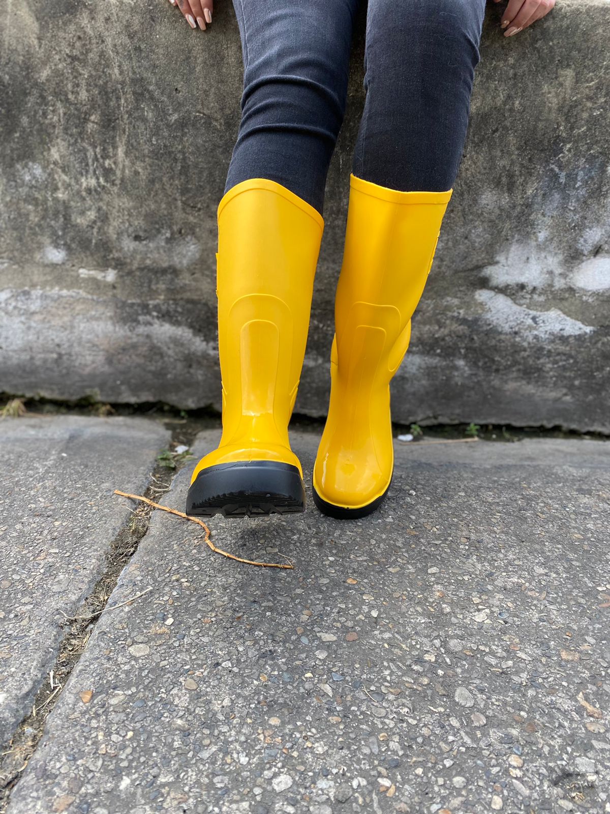 Bota Pvc Ats 703 Amarilla Con Puntera - Imagen 3