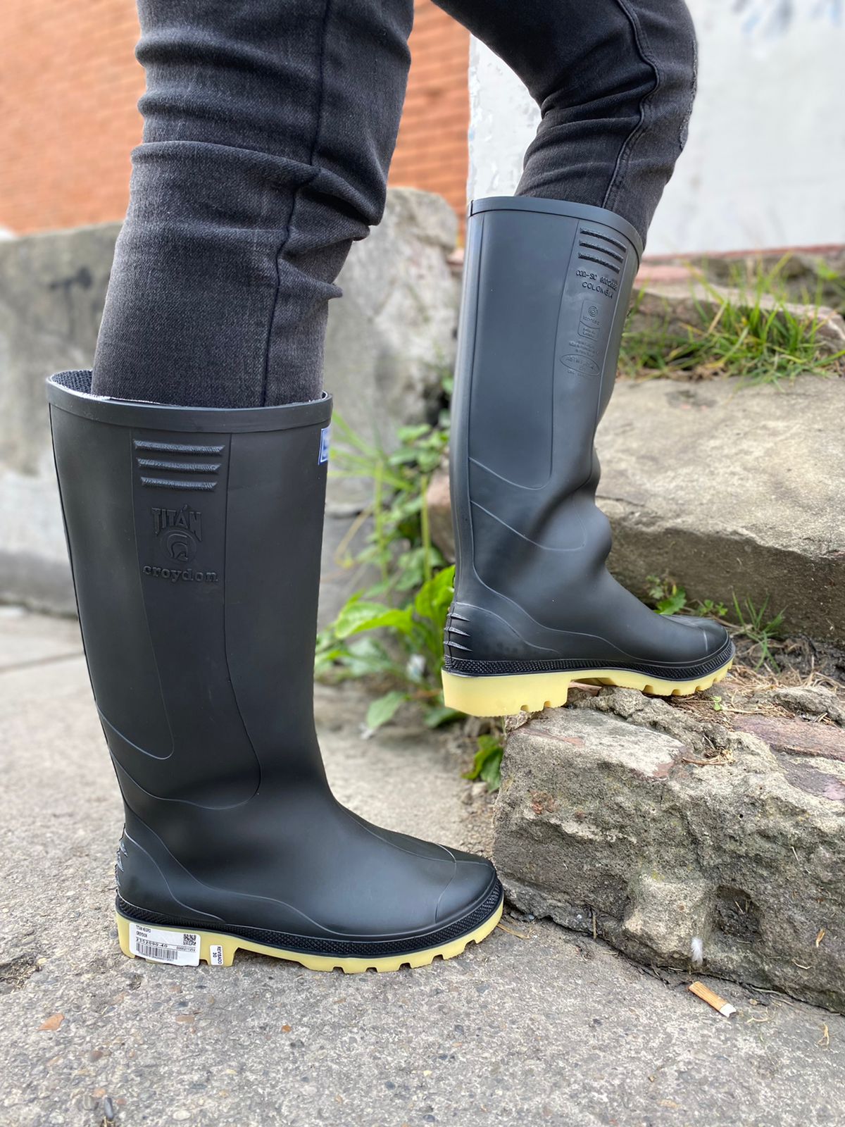 Bota Titan Negro - Croydon - Imagen 3